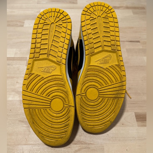 Air Jordan 1 Retro High OG_Pollen Size 12 - Picture 3 of 5